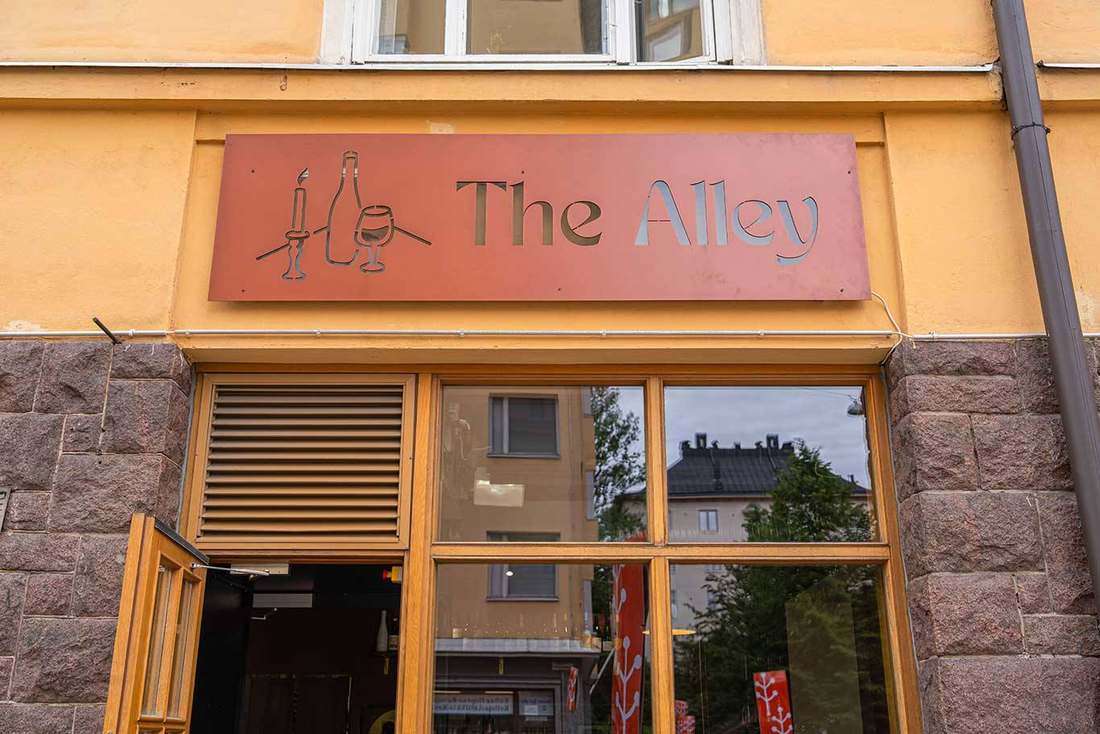The Alley — kuva 3/12